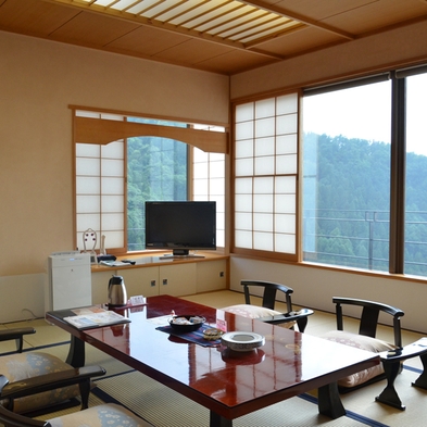 『特別和洋室』タワー館客室最上階で贅沢な会津温泉旅を♪1泊2食バイキング